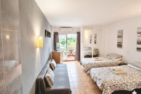 WhatsApp Image 2026-03-02 at 11.44.28 (1)