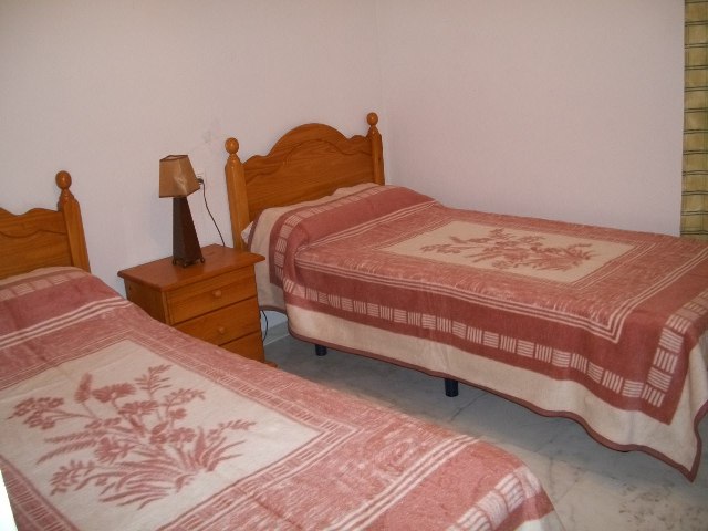 2-bed-apt-rent-Vistas-de-Mena-003-Copy