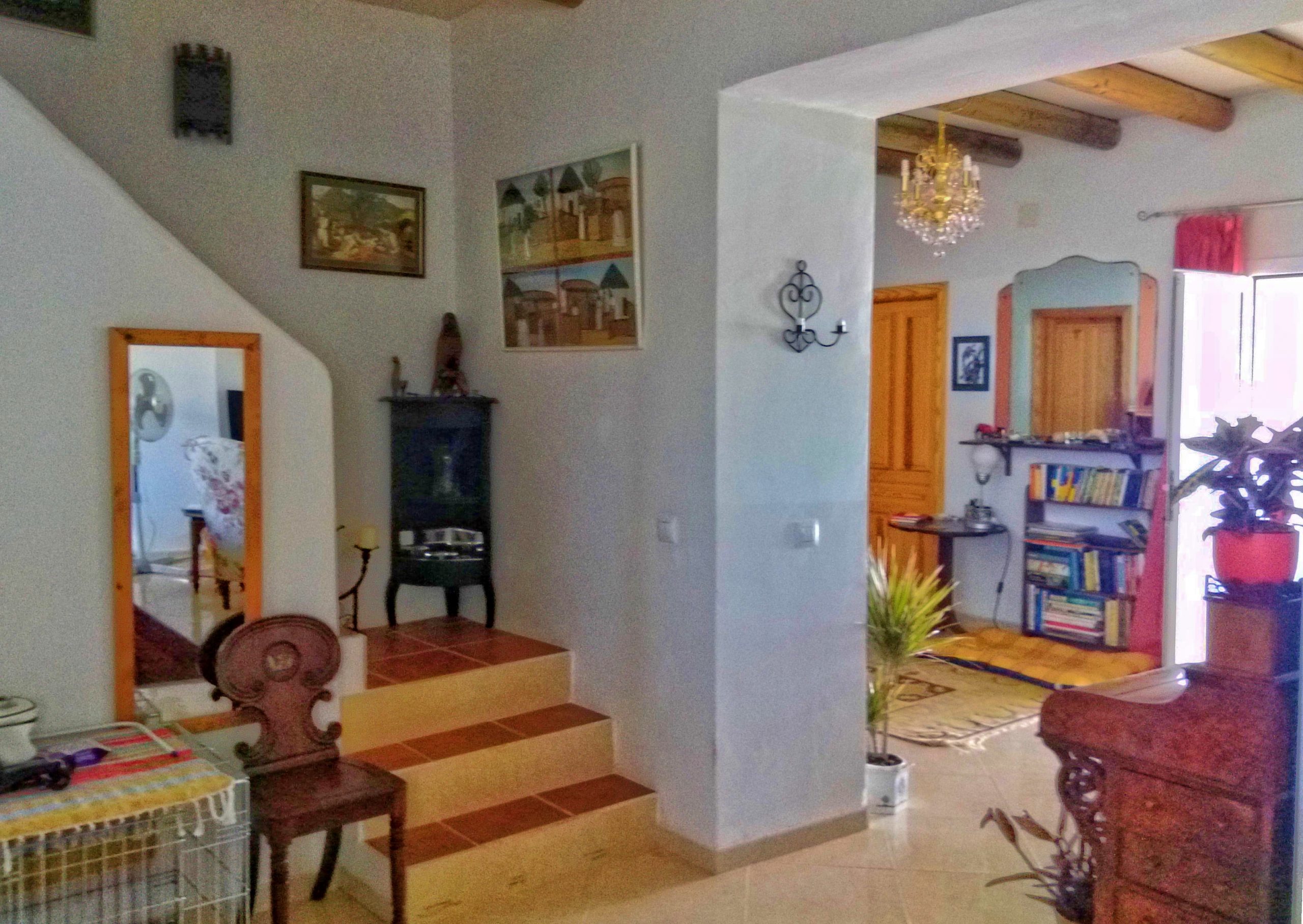 Encantador Cortijo de 4 dormitorios en Zagra, Granada en Venta – Gapp