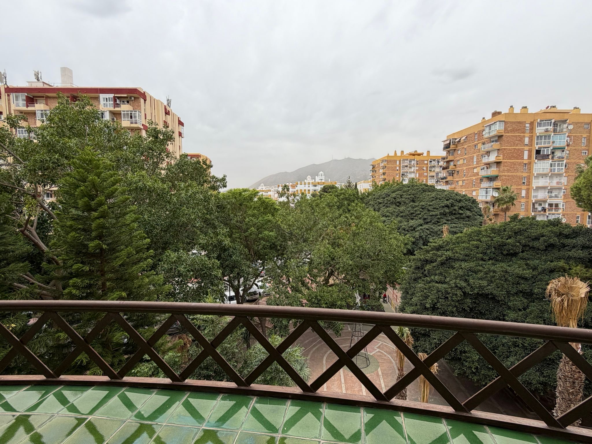 25D48D77-FA98-4766-8A63-017119034F61