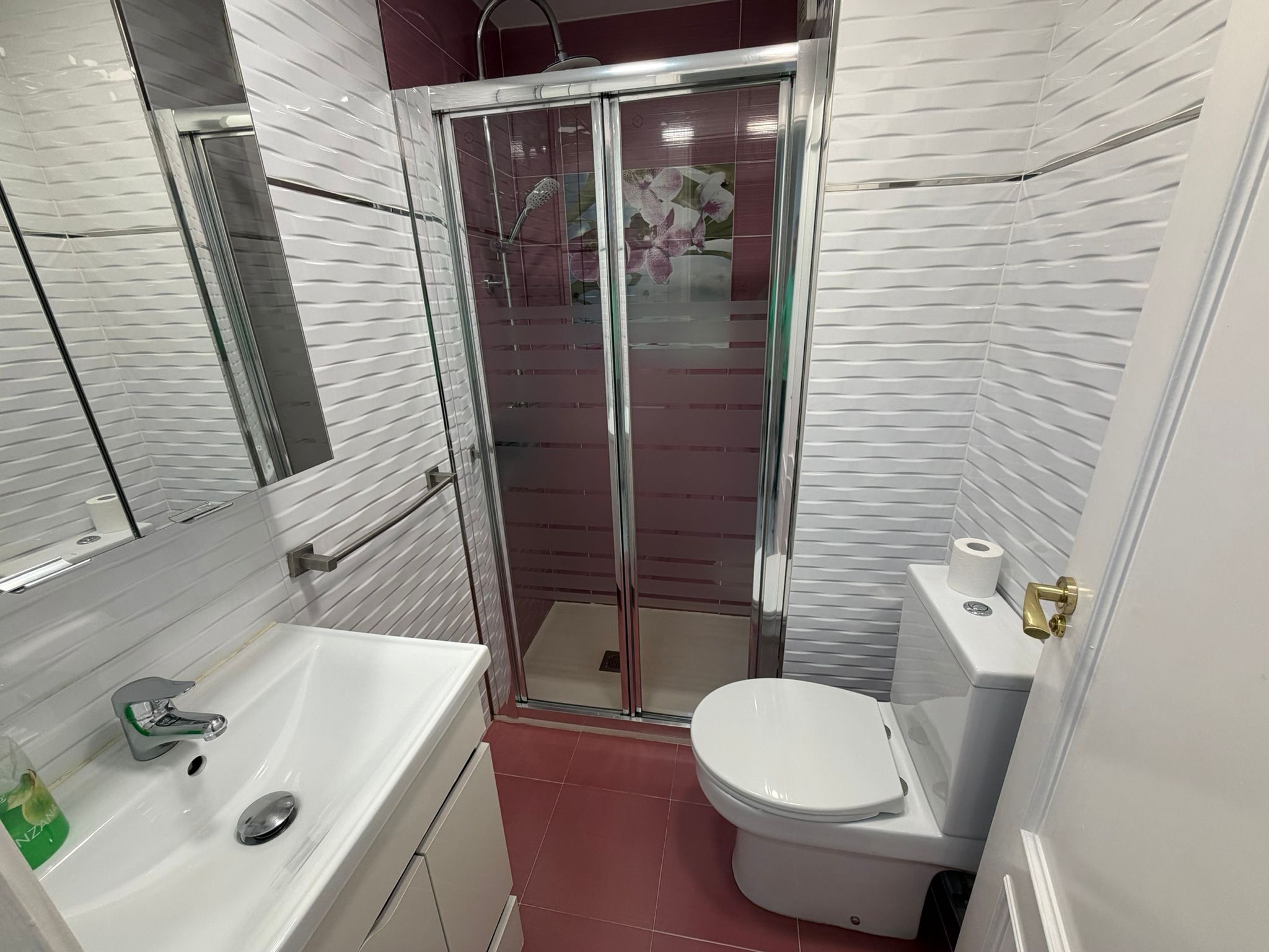 305F9344-DF24-4AAC-BFA8-CFDD7131D717