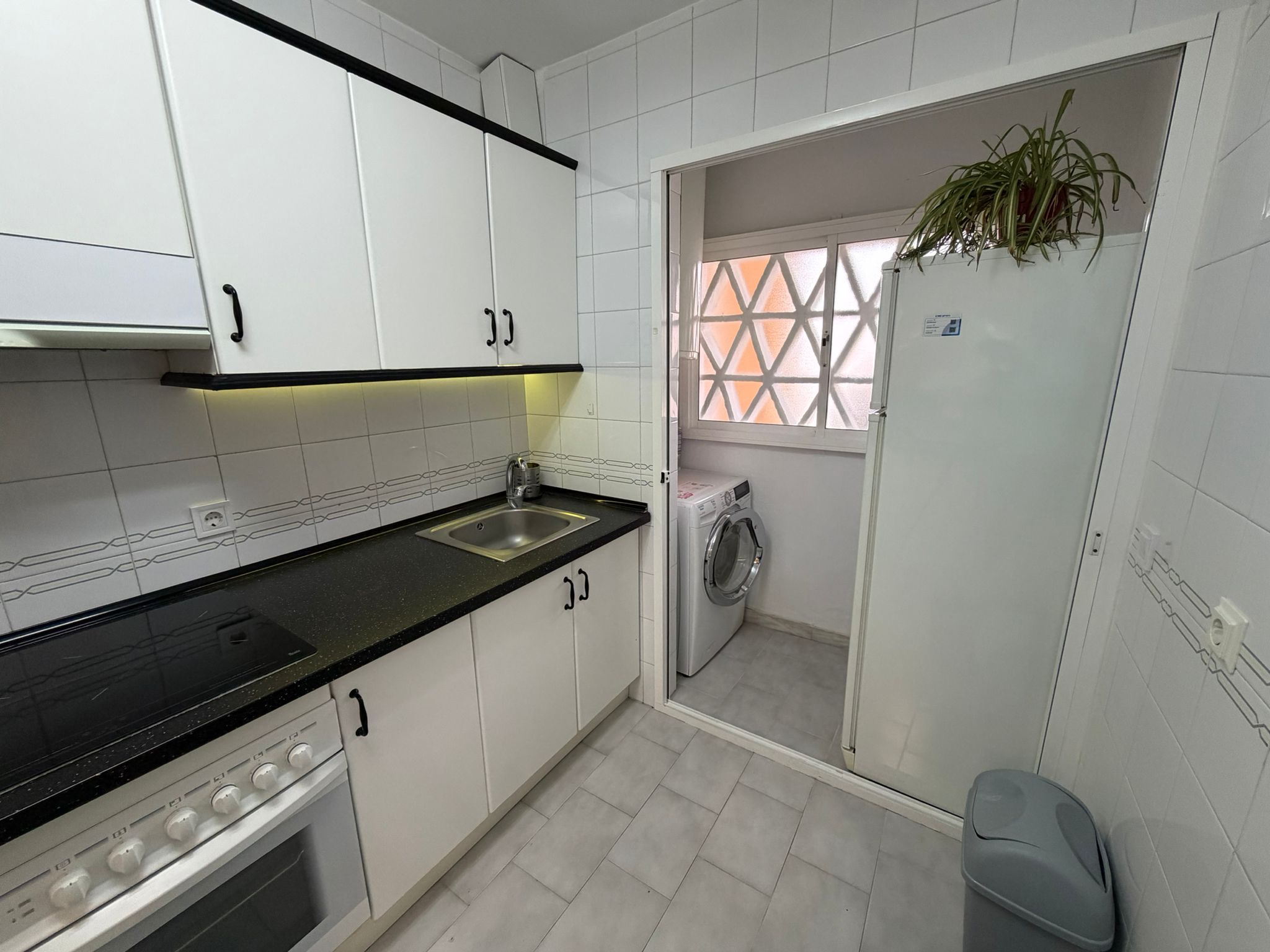 F4A2218B-CD92-4836-B0C1-EF847EF203E7