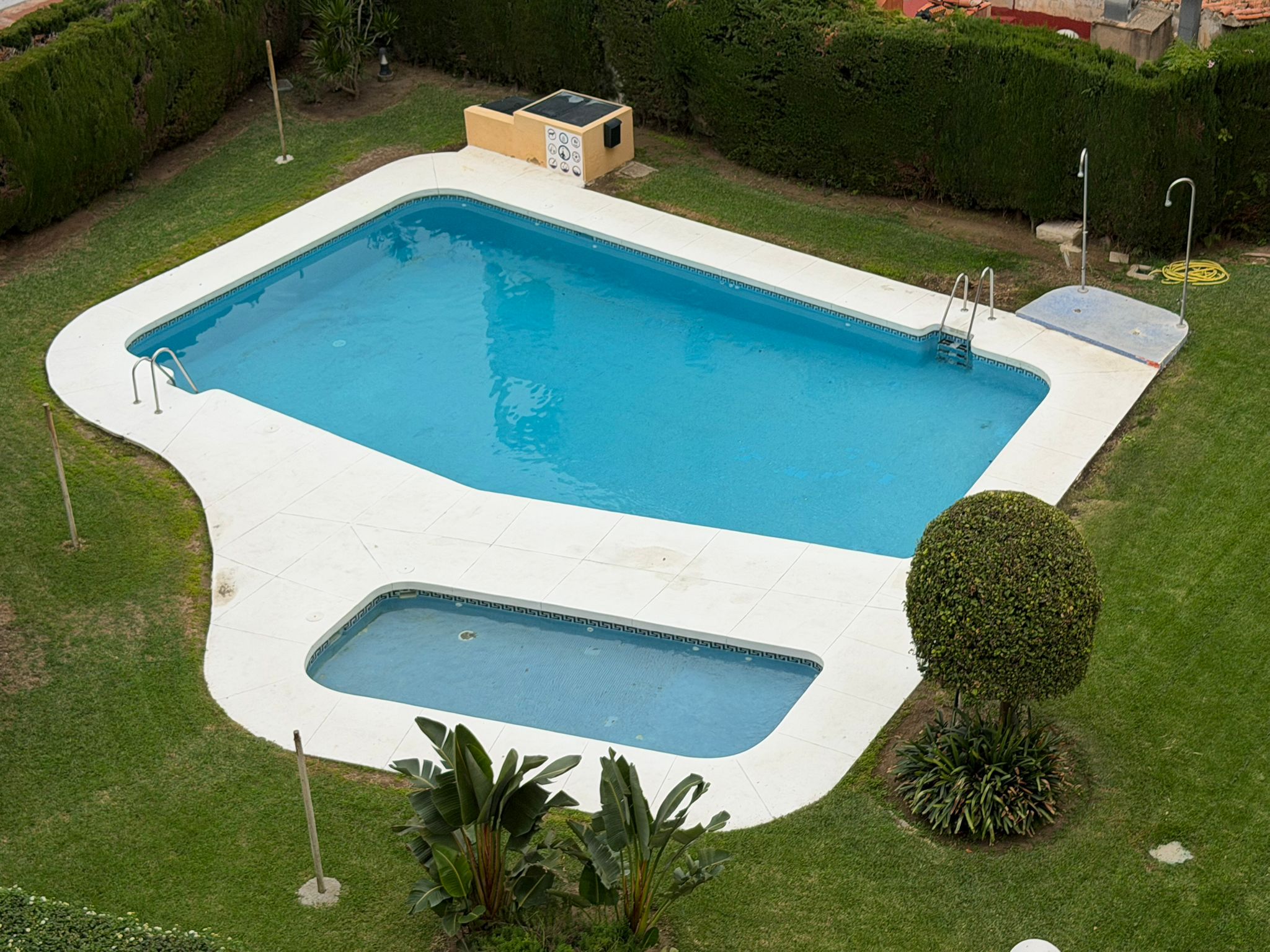 c30be258-92de-4eeb-b7bc-29eae44f0f5b